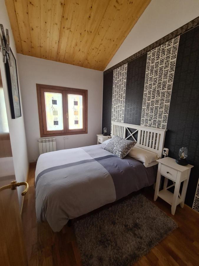 הוילה Villanúa Casa Pico Monje מראה חיצוני תמונה